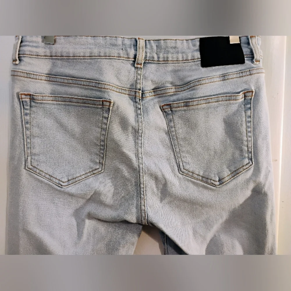 Forever 21 denim sz 33x31 - Picture 4 of 7